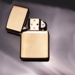 Zapalovač ZIPPO originál Gold s vlastním textem nebo fotkou